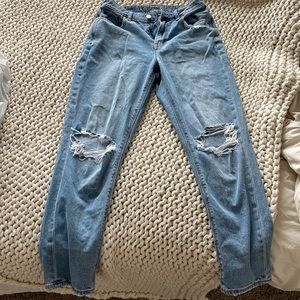 American eagle mom jean
